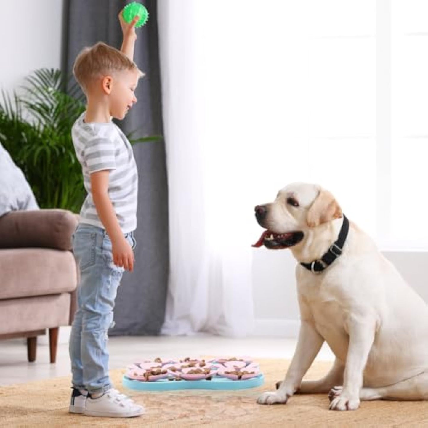 Silicone Slow Feeder Dog Bowl with Suction Cup for Calming. Interactive Lick Pad for Anxiety Relief. Suitable for All Breed Dogs. Perfect for Training and Feeding Wet Food.